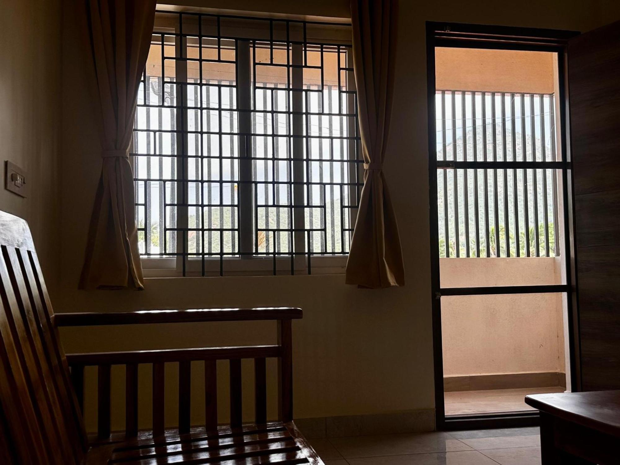 Girivalam Vista Residency Apartamento Tiruvannāmalai Exterior foto